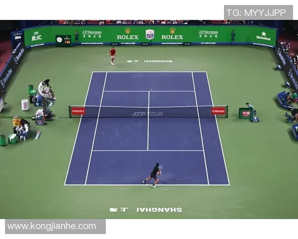 上海网球队状态揭秘:网球巨献背后的训练与挑战分析 上海网球队状态揭秘:网球巨献背后的训练与挑战分析