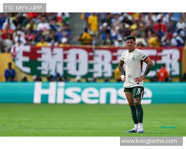 个号球衣背后的故事足球明星与球迷的情感纽带