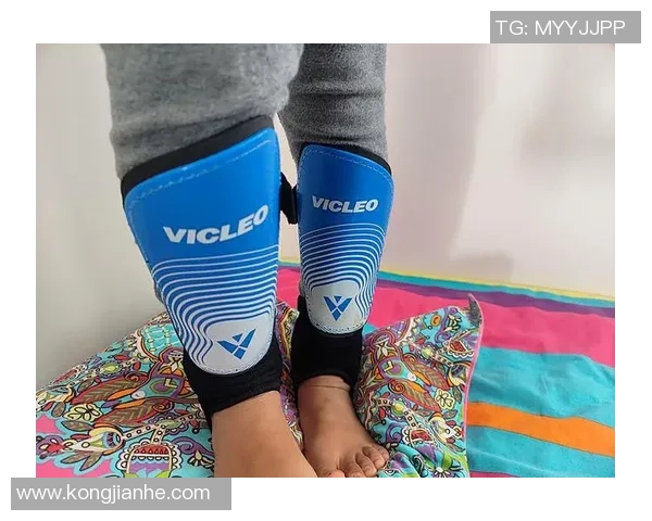 足球明星必备装备揭秘从球鞋到护腿板全方位解析 足球明星必备装备揭秘从球鞋到护腿板全方位解析